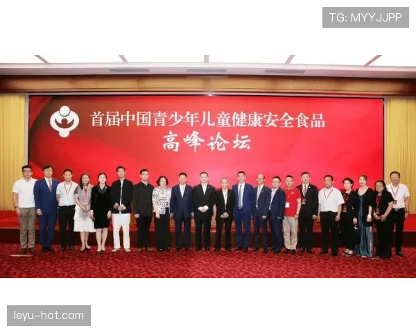 深入解析NBA防守三秒规则:判罚标准与执行细节 深入解析NBA防守三秒规则:判罚标准与执行细节